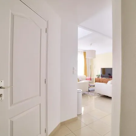 Appartamento Stunning 2br By The Port 20min Walk To The Nizza